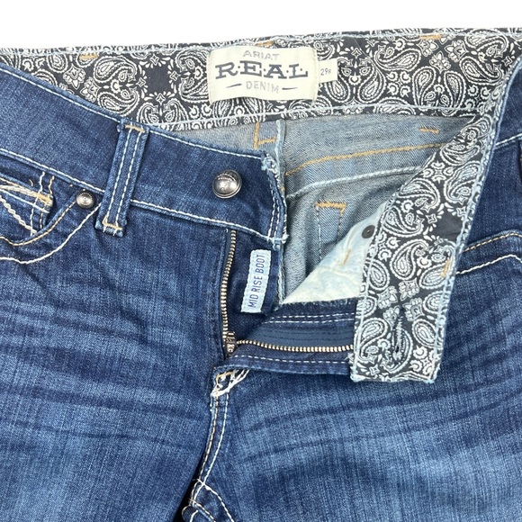 Ariat REAL Jeans Womens 29R Mid Rise Boot Entwined Stretch Western Cowgirl Ocean - Picture 3 of 14